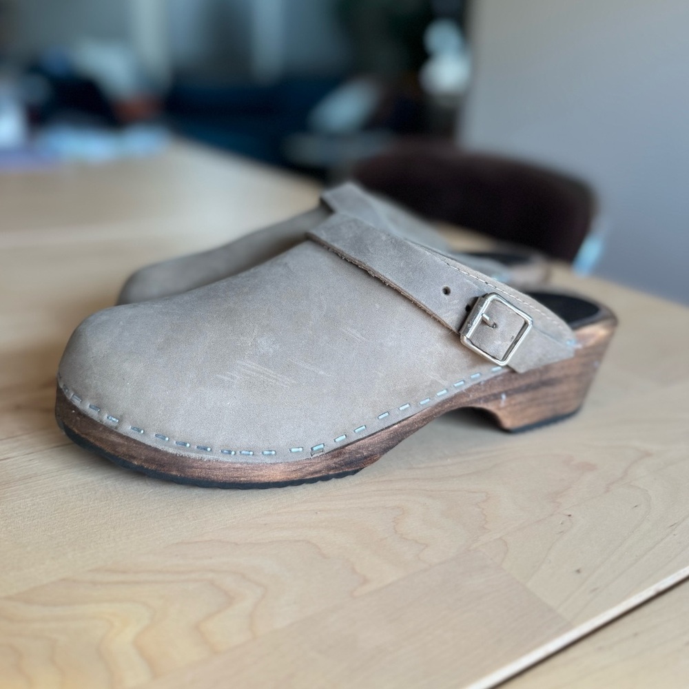 Lotta From Stockholm Tan Clogs
